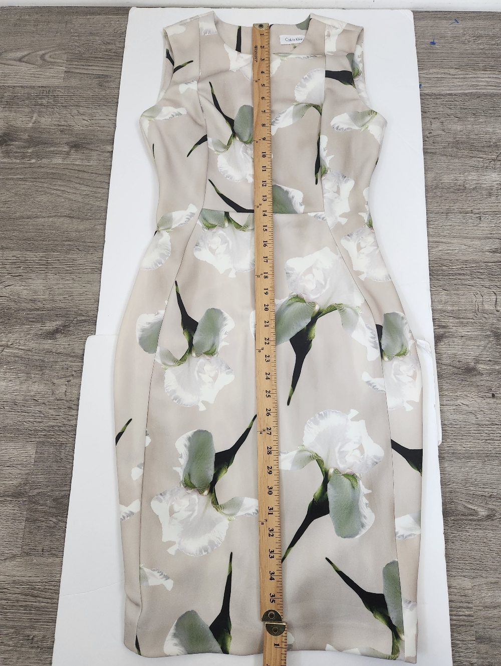Calvin Klein Calla Lily Print Scuba Stretch Sheath Dress Size 4 Beige Green NWT - Picture 8 of 11